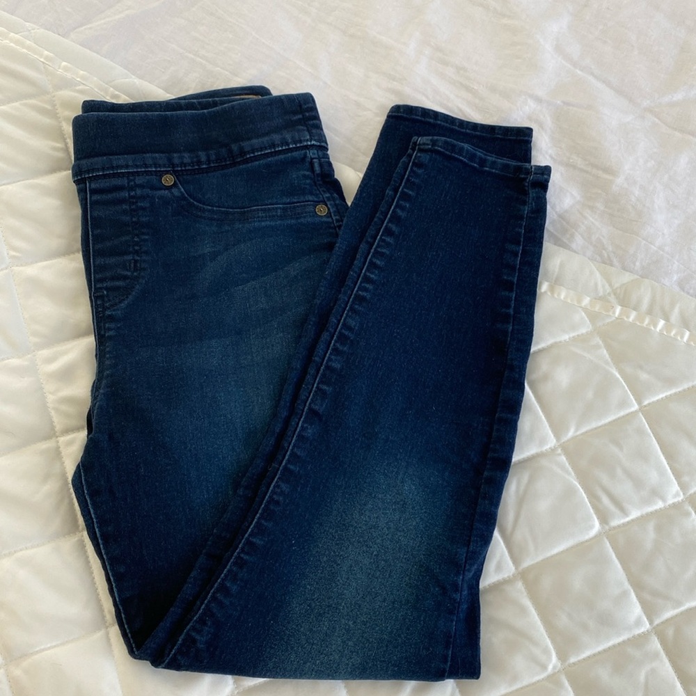 Levi’s Signature Gold jegging, size 10/30 short